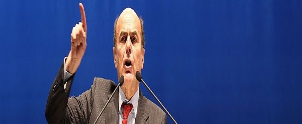 Gli otto punti di Bersani  sono questi: – Europa (serve una correzione delle politiche Ue: non solo rigore ma crescita) – Misure urgenti per il lavoro e il fronte sociale – Riforma politica – Leggi contro la corruzione e la mafia – Conflitti di interesse – Green economy ed efficienza energetica – Diritti – Istruzione e ricerca A noi operai non dicono niente. Le solite cazzate dei politici borghesi