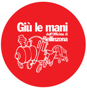 Cari operai dell’Officina, care compagne e cari compagni Siamo venuti dalla Svizzera tedesca per dirvi: GRAZIE. Grazie, prima di tutto per l’invito alla vostra festa, ma anche e soprattutto un grandissimo grazie, per aver avuto il coraggio di dire “NO” cinque anni fa. Senza questo vostro deciso e collettivo “NO”, oggi l’Officina di Bellinzona non ci sarebbe già più. È stata la vostra determinazione nel prendere in mano il proprio destino, senza delegare più niente a nessuno, che vi ha reso possibile di continuare a vivere dignitosamente del proprio lavoro, senza cadere nelle trappole di trattative e compromessi, di spostamenti di siti […]