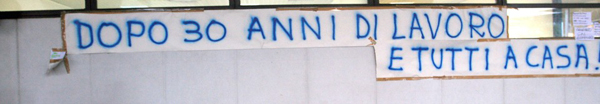 Redazione di Operai Contro, la cassa integrazione è un affare per i padroni e le banche. Gli operai in cassa integrazione sono un risparmio per i padroni. Riporto alcuni dati dal fatto quotidiano: Più cassintegrati ci sono, più le banche guadagnano. Quanto? Difficile dirlo con precisione perché ogni istituto di credito fissa il proprio tasso d’interesse sugli anticipi concessi ai cassintegrati e garantiti dal denaro degli ammortizzatori sociali che lo Stato tarda a versare ai lavoratori. Nel caso di banca Intesa, ad esempio, la cosiddetta ”anticipazione sociale” costa 35 euro su un importo prestato di 1.500 euro per una durata di sette mesi ad un tasso annuale effettivo globale […]