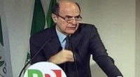 Bersani non è stato avvisato che le elezioni ci sono state. Continua la sua campagna elettorale, nessuno lo ha avvertito Ora propone gli 8 punti Gli otto punti di Bersani  sono questi: – Europa (serve una correzione delle politiche Ue: non solo rigore ma crescita) – Misure urgenti per il lavoro e il fronte sociale – Riforma politica – Leggi contro la corruzione e la mafia – Conflitti di interesse – Green economy ed efficienza energetica – Diritti – Istruzione e ricerca Le solite cazzate dei politici borghesi