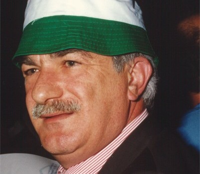 Caro Direttore, agli operai Fiat spettavano 3 settimane di ferie collettive, finché avevano un Contratto Nazionale di lavoro. Ora che vige l’accordo di Bonanni Cisl, Uilm, Ugl e Fismic, a Grugliasco Fiat vuole imporre solo 2 settimane di ferie collettive. Bonanni e i soci di cui sopra, con l’accordo separato “Fabbrica Italia”, avevano pugnalato alle spalle gli operai della Fiat, Marchionne esige dai suoi servi, altre batoste per gli operai. Adesso mentre per tutto il gruppo Fiat Marchionne si rifiuta di rinnovare il contratto integrativo aziendale, nella fabbrica di Grugliasco dove Fiat costruisce le Maserati, Bonanni e soci annunciano […]