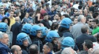 Dopo un corteo di centinaia di persone che ha attraversato nel pomeriggio le strade di Bagnoli per gridare, nel giorno della “festa” del lavoro, tutta la nostra rabbia contro l’intensificazione dello sfruttamento, contro i licenziamenti e la disoccupazione sempre crescenti, contro l’avvelenamento dei nostri territori e la svendita dei nostri diritti, siamo andati a dirne quattro direttamente a chi è a pieno titolo complice di questa tragedia: i sindacati confederali, che da anni, piuttosto che assolvere al loro presunto ruolo di difensori dei lavoratori, non hanno fatto altro che venderne la pelle a poco prezzo. Per noi il primo maggio […]