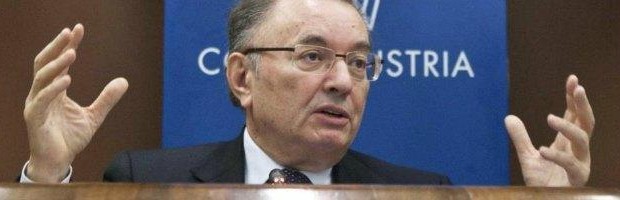 Redazione di Operai contro, I padroni ci hanno licenziato e diminuito il salario per salvare i loro profitti. Ora si accorgono che senza il lavoro degli schiavi-operai sono finiti”. L’obiettivo deve ora essere uno solo: tornare a crescere”; la strada quelle di “riforme che non sono più rinviabili”, a partire da una legge elettorale che garantisca “legislature piene e stabilità governativa”. Il leader degli industriali, Giorgio Squinzi, indica la strada al Governo e sottolinea l’allarme delle imprese schiacciate dalla crisi: se nel Sud su crescita, occupazione e sviluppo si gioca “una vera e propria sfida per la sopravvivenza” – […]