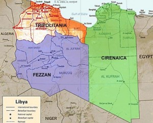 Redazione di Operai Contro, in Libia da alcuni anni c’è la guerra. Ormai la Libia è divisa in due I padroni Italiani, dopo aver bombardato i civili, finanziano uno dei tanti signori della guerra che combattono contro io giovani mussulmani 17 soldati e un civile, sono state uccise da miliziani armati in Libia in un attacco contro un posto di controllo nel distretto centrale di Giofra. Un vostro amico