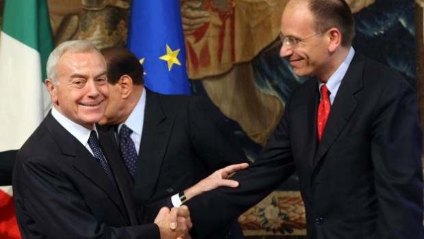 Egregio direttore, la Repubblica Italiana, oltre ad avere un parlamento con molti plurindagati e pluricondannati (vedi Berlusconi) è il parlamento dei parenti. Leggo sui giornali che Berlusconi prepara il posto alla figlia Marina. Non c’è da meravigliarsi Il presidente del consiglio Letta del Pd, è il nipote di Letta grande consigliere di Berlusconi del Pdl Se  andiamo a guardare vediamo che gli onorevoli sistemano mogli, figli e amanti Visto la crescita degli astenuti alle  elezioni, probabilmente sono questi i votanti dei vari partiti Un lettore    