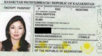 Redazione di operai contro, Alma Shalabayevaè la moglie del dissidente kazako è stata espulsa dall’Italia e consegnata al dittatore Kazako. Gli interessi dei padroni italiani in Kazakistan sono molti. “A seguito della revoca del provvedimento di espulsione, che verrà immediatamente resa nota alle autorità kazake attraverso i canali diplomatici, la signora Alma Shalabayeva potrà rientrare in Italia, dove potrà chiarire la propria posizione”. E’ quanto si legge in un comunicato di Palazzo Chigi. Peccato che Alma è stata posta agli arresti dal dittatore Un governo tanto servile con i dittatori non si era mai visto Un lettore