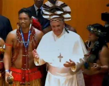 articolio di Alessandro dal Brasile sulle manifestazioni di luglio  Il gigante che si è reso nelle scorse settimane protagonista dello scenario brasiliano, ossia il movimento che ha trascinato nelle strade e piazze di tutto l’immenso paese milioni di persone, è entrato in una fase di minore intensità che ci consente e ci obbliga a un primo provvisorio bilancio e a un tentativo di coglierne caratteristiche e prospettive. Compito ovviamente tutt’altro che facile, e al quale ci avviciniamo con la massima cautela, non certo esibendo soluzioni e certezze, ma sperando di offrire spunti di riflessione. Prima di tutto, allora, ritorniamo […]