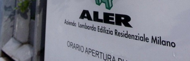 Caro Operai Contro Che l’Aler di Milano, padrone e gestore delle ex case popolari, fosse in mano ad una banda senza scrupoli, se n’è riavuta la conferma quando mesi fa, l’Aler faceva intervenire più volte la polizia per sgomberare i ragazzi del Lambretta. Oggi a puntare il dito contro l’Aler, per operazioni ed una gestione più che sospetta, sono gli stessi addetti ai controlli del Comune di Milano. L’assessore della giunta Carmela Rozza, chiede alla Regione di non fermarsi alle responsabilità politiche, ma di “guardare con attenzione dentro la gestione dell’Aler”. Perché dice che, guardando il bilancio “mi sono […]