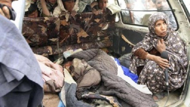 Redazione di Operai Contro, i soldati occidentali hanno commesso in Afghanistan centinaia di stragi. Donne, uomini e bambini sono stati massacrati a migliaia. Ora il criminale di guerra Obama ha deciso uno spot pubblicitario. due soldati americani riconosciuti colpevoli delle stragi a Fort Hood, in Texas, e in un villaggio vicino a Kandahar, in Afganistan, si sono visti presentare il conto delle loro azioni. Roberts Bales, il sergente che uccise 16 civili, fra cui nove bambini, nel 2012 mentre prestava servizio in Afghanistan, e’ stato condannato al carcere a vita senza possibilita’ di liberta’ su parola. Nidal Hassan, che […]