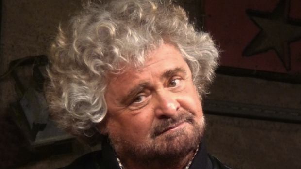 Cosa va cercando il Movimento 5 Stelle da Operai Contro? Su Operai Contro è passato uno scritto di Mario Sacchi del 12 Settembre 2013 su: “lotta proletaria e repressione statale”: Una serie di appunti un po’ sconclusionati, che abbiamo pubblicato senza problemi, su come ci si difende nei processi intentati contro chi non sopporta più una vita da schiavi e la prepotenza del potere. Nello scritto si scopre in seguito che compaiono intere frasi prese di sana pianta da un testo uscito dal carcere di Siano, ad opera di due detenuti esponenti del PCPM, in realtà non si sa […]