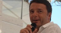 Caro Direttore Dopo i botti di Ravenna e Forlì, il ciclone Renzi e arrivato a Genova e annuncia di candidarsi a guidare il Pd. La patente di guida l’ha ritirata direttamente da Berlusconi, quando di soppiatto andò ad Arcore, sperando che nessuno lo venisse a sapere. Per vincere le elezioni – strepita Renzi – “serve una rivoluzione”, ovviamente di chiacchiere. Come si terrà in equilibrio fra la carica dei 101 parlamentari, e la controcarica degli altri che affondarono Prodi, Rotodà e Marini alla candidatura di capo dello Stato? Favorevoli e contrari a Renzi, nel Pd sono convinti che comunque […]