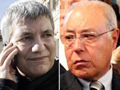 Redazione di Operai Contro, Il presidente della Regione Puglia, Nichi Vendola, dopo che è stata resa pubblica la sua telefonata con Archinà, il capo dei mazzieri di Riva, incassa la fiducia dei gruppi che sostengono la sua maggioranza; Pd e SEL Il padrone dell’ILVA Riva ha finanziato tutti i partiti anche il Pd di Bersani, oggi il Pd difende Vendola non c’è  nulla di strano Una volta i padroni in Puglia si servivano dei mazzieri per bastonare i braccianti e difendere la loro proprietà. Oggi i mazzieri si chiamano responsabili delle  relazioni istituzionali, pagano mazzette ai politici e organizzano […]