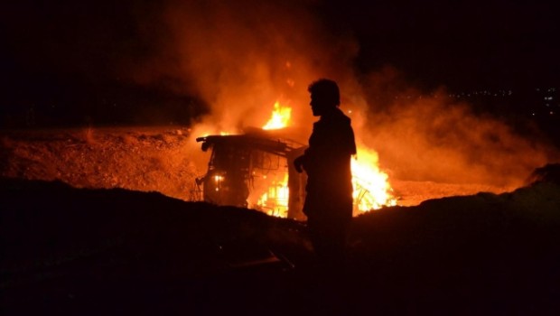 Redazione di Operai Contro, in Pakistan come in Irak e Afghanistan la lotta partigiana contro gli assassini al servizio di Obama è sempre più forte. Ogni popolo ha diritto all’indipendenza. Gli USA sono sempre più nel pantano Un lettore