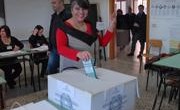 Redazione di Operai Contro, alle ore 20 ha votato in Sardegna il 41% degli aventi diritto Comunque vadano le cose, la vittoria degli astensionisti è nettissima Ormai alle elezioni democratiche votano i gangster, i loro portaborse, i loro familiari, i loro lacchè. Gli operai, i lavoratori, i pensionati non votano più Diventa sempre più vicino la necessità di seppellire padroni e gangster Un operaio di Olbia