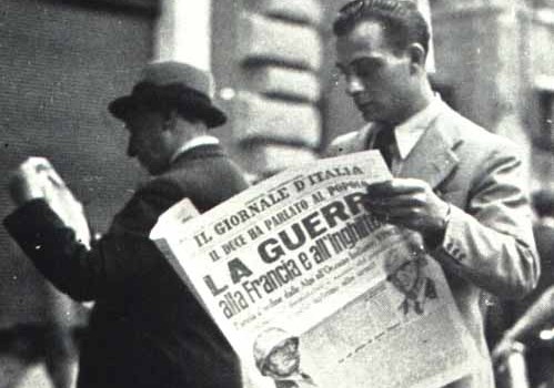 Redazione di Operai Contro, oggi Massimo Franco nell’articolo di fondo del corsera cercando di difendere l’operato di Napolitano afferma che: Il vero pericolo è che anche questa possibilità si esaurisca, (cioè gli interventi di Napolitano nel governo) e il «dopo» sia disegnato e deciso direttamente dagli esponenti di un potere sovranazionale dal quale, piaccia o no, l’Italia non può prescindere. Tradotto significa che la borghesia italiana deve cercare di non farsi dominare, nella crisi, dalla borghesia europea. Il nazionalismo continua a farsi strada, la storia ci insegna che il passo successivo è la guerra. Ma agli operai cosa interessa […]