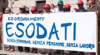 Caro Operai Contro, da un recente rapporto dell’Inps ho saputo che gli esodati che hanno effettivamente ottenuto la pensione sono 33 mila a fronte di 162 mila classificati come “salvaguardati”. Ma i salvaguardati sono solo una parte degli esodati stimati in poco meno di 400mila. Dove sono finiti tutti questi me compreso? Come mai l’Inps non ne parla nel suo rapporto? Nel dettaglio l’Inps fa sapere l’anno di decorrenza: nel 2013 sono stati 33 mila i pensionati esodati,  nel 2014 ne sono previsti 23.294, nel 2015 altri 13.488. A seguire 5.902 andranno in pensione nel 2016, mentre 2.474 nel […]