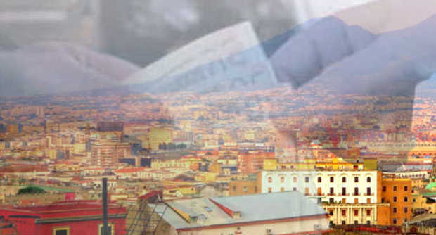 Redazione di Operai Contro, Renzi promette che forse a maggio avremo degli sconti sulle tasse. In Campania nelle buste paga di marzo i lavoratori dipendenti e pensionati avranno una bella sorpresa. La stangata riguarda gli acconti e i saldi da pagare delle addizionali regionali e comunali Irpef. Secondo uno studio del Servizio politiche territoriali della Uil (con una elaborazione sul peso delle aliquote Irpef locali per un reddito medio imponibile di 23mila euro), a Napoli un contribuente si troverà a pagare 123 euro di acconto totale, su una media nazionale di 97 euro. Un aumento, rispetto allo stesso mese […]