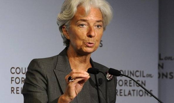 Redazione di Operai Contro, quelli del FMI sparano balle. Tutti i paesi dell’europa dal 2008 hanno il Pil in discesa, per intenderci con il segno meno. La realtà è nota la disoccupazione aumenta. Ogni anno il FMI prevede un aumento del PIL che non si verifica Ora c’è una nuova barzelletta: Italia come la Grecia quest’anno, ma nel 2015 Atene spiccherà il volo staccandoci di netto. Secondo le previsioni del Fmi, nella Bozza del World Economic Outlook anticipato dall’Ansa, il Pil italiano e quello greco, nel 2014 cresceranno entrambi dello 0,6% ( le balle) Mentre nel 2015 la nostra […]