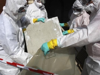 Redazione di Operai Contro,  I decessi di sette ex operai dello stabilimento ‘Ansaldo Caldaiè di Gioia del Colle (Bari), avvenuti tra il 1994 e il 2013, sono stati causati dalla presenza di polveri di amianto sui luoghi di lavoro. E’ la conclusione a cui è giunta la Procura di Bari che ha fatto notificare ad 11 indagati, tutti ex legali rappresentanti dell’azienda ed ex responsabili dello stabilimento pugliese, l’avviso di conclusione delle indagini preliminari per i reati di omicidio colposo e disastro colposo.L’azienda è specializzata nella produzione di generatori di vapore ed è un centro di ricerca combustione. Secondo […]