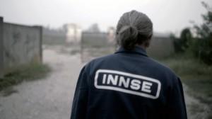 BLOOM CINEMA DI MEZZAGO (MI ) Di Luca Bellino, Silvia Luzi, documentario, Italia 2013, 85’ Giovedì 8 alle 20,30 il film sarà presentato dai registi e dagli operai protagonisti della vicenda. con vincenzo acerenza, fabio bottaferla, luigi esposito, massimo merlo e gli operai e i sostenitori della INNSE di Milano PROIEZIONI:  Martedi 06/05  ore 21:30  Mercoledì 07/05 ore 21:30  Giovedì 08/05  ore 20:30–  Trama Milano, agosto 2009. Quattro operai salgono su un carroponte a 20 metri di altezza all’interno del capannone della INNSE, la storica INNOCENTI di Via Rubattino, l’ultima fabbrica ancora attiva all’interno del Comune di Milano. Vogliono fermare […]