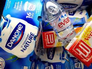   Caro Operai Contro, il copione è quello è già visto. I licenziamenti annunciati non sono immediati. Il sindacato dice allora di aspettare. Passa il tempo e il momento di lottare non arriva mai. Intanto i licenziamenti e la volontà del padrone si sedimenta nei fatti. Poi si dirà che si è aspettato troppo, bisognava muoversi e rispondere prima. Questo copione è in agguato anche alla Danone. Il gruppo agroalimentare francese Danone, maggior produttore mondiale di yogurt ha in programma 325 licenziamenti in Europa, con la chiusura dell’impianto di Casale Cremasco con 100 licenziamenti, 70 licenziamenti a Hagenow in […]