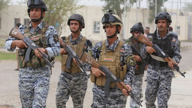 Redazione di Operai contro, In Iraq, dopo 10 anni di occupazione gli USA sono stati sconfitti. I partigiani Irakeni avanzano su Bagdad. Gli Stati Uniti si stanno preparando ad aprire un dialogo diretto con l’avversario di sempre, l’Iran, sulla sicurezza in Iraq e su un possibile intervento militare congiunto Funzionari Usa hanno precisato di non sapere quale canale diplomatico l’amministrazione Obama potrebbe utilizzare per discutere di Iraq con l’Iran. Una possibilità era attraverso Vienna, scrive il Wall Street Journal, dove sono state programmati incontri tra alti funzionari americani e iraniani Il Dipartimento di Stato ha confermato che il numero due del […]