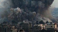 Redazione di Operai Contro, Israele bombarda Gaza e si prepara ad invaderla per eliminare i palestinesi: uomini, donne e bambini. I giornali occidentali ed in particolare i giornalisti al servizio dei padroni italiani, continuano a parlare dei razzi di Hamas contro Tel Aviv. In Palestina si sta formando nei campi di concentramento una gioventù che conosce solo i bombardamenti e la guerra. I Palestinesi lottano per la loro libertà e diventeranno più feroci dei padroni israeliani I giornalisti al servizio dei padroni occidentali la smettano Le immagini che pubblichiamo dicono qual’è la verità Un osservatore