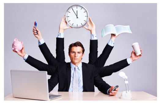 MANAGER 30 LUGLIO 2014 IL CICLO-MANAGER: DA RICCHI A RICCHISSIMI (PRODUZIONE STAGNANTE CON SFRUTTAMENTO UNICO DEGLI OPERAI), CUMULO DI CARICHE INAMOVIBILI, AUMENTO FORBICE DELLA MISERIA DEI DIPENDENTI (IN RELAZIONE AUMENTO COMPENSI DEI DIRIGENTI), MERCATO MONDIALE INSOLVENTE, CONTI IN ROSSO, AZIENDE SU ORLO CHIUSURA PER PANTAGRUELISMO DEI PADRONI CHE PRODUCE ALL’ALTRO POLO GRANDE POVERTA’ DEGLI STESSI PRODUTTORI DIRETTI, PARASSITISMO DELLE CLASSI SUPERIORI A GO GO… CICLO CHE SI RIPRODUCE DALLA STRUTTURA ALLA SOVRASTRUTTURA RENDIMENTO MANAGER “ZERO” LIMITI, AUMENTO POTERE DEI MA-GNA-GER… POLITICI RICCHISSIMI, SINDACALISTI IDEM ALL’ AUMENTO POTERE DEL “MANAGER” POLITICI E SINDACALISTI CORRISPONDONO UNA MASSA DI; PIU’ SCHIAVI,I PIU’ […]