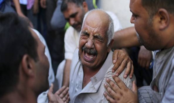 Direttore, il Corriere on line titola con gioia Gaza uccisi 3 comandanti di Hamas Uccisi dalle bombe anche 4 bambini Tre comandanti del braccio armato di Hamas sono stati uccisi in un raid aereo israeliano giovedì mattina a Rafah, nel sud della Striscia di Gaza. Lo hanno annunciato le stesse Brigate Ezzedin al-Qassam. Le vittime sarebbero Mohammed Abu Chamala, Raed al-Atar et Mohammed Barhoum. Nella notte sono rimasti uccisi anche due adulti e tre bambini – tutti al di sotto di 10 anni di età – in una esplosione verificatasi nella via Nafak di Gaza City.  Il corriere non […]
