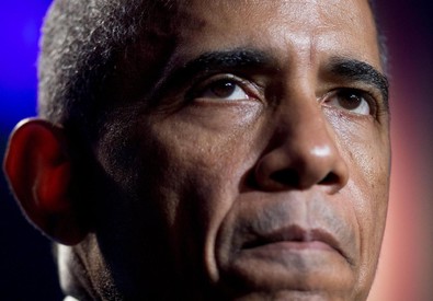 Redazione di Operai Contro, Gli Stati Uniti sono passati all’azione: aerei da combattimento, bombardieri e missili Tomahawk lanciati dalle navi che incrociano nella regione hanno colpito nel corso della notte obiettivi nel nord della Siria. Gli USA sono andati a soccorrere il dittatore siriano Assad Tonellate di bombe per uccidere 11 civili. Secondo fonti mediche siriane tra le 11 vittime identificate del raid ci sono anche sette fra bambini e ragazzi (neonati inclusi) e due donne. Questi sono i bombardamenti umanitari degli USA e della loro coalizione contro l’ISIS L’assassino Obama ha affermato: ”Non è una guerra che riguarda […]