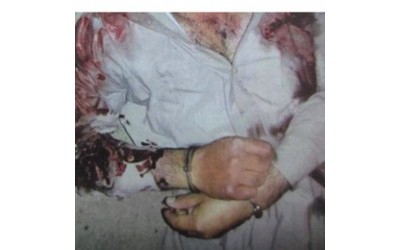 Redazione di Operai Contro, a baghdad le milizie al servizio degli USAammazzano e torturano Non ne parlano gli USA,che continuano a massacrare i civili con i democratici bombardamenti Non ne parla la piccola borghesia italiana che chiede ai Curdi di combattere per i carnefici americani I media inventano e propagano le atrocità dell’ISIS La realtà è diversa Le milizie che, secondo Amnesty International, sono protette dal governo di Bagdad, “che sta approvando crimini di guerra e sta alimentando un pericoloso ciclo di violenza settaria”. Le “procedure” attraverso le quali si uccide in modo deliberato. Lasciano senza fiato soprattutto le […]