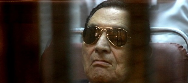 Cara redazione, in Italia la magistratura assolve i padroni dell’Eternit che hanno assassinato, fino ad oggi più, in maniera atroce più di tremila operai. In Egitto la magistratura assolve Mubarak, dittatore sanguinario colpevole di migliaia di assasinii In USA la magistratura assolve i poliziotti che ammazzano i neri il dittatore egiziano Abd al-Fattāḥ Saʿīd Ḥusayn Khalīl al-Sīsī, ha assolto Il dittatore Mubarak. Abd al-Fattāḥ Saʿīd Ḥusayn Khalīl al-Sīsī, sesto Presidente della Repubblica egiziana dall’8 giugno 2014, nonché guida ideologica del colpo di Stato militare che il 3 luglio 2013 mise fine alla breve esperienza governativa dei Fratelli Musulmani In precedenza è […]