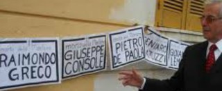 Tutti assolti nel processo “Marlane” nato da un’inchiesta sulla fabbrica dei veleni che avrebbe provocato più di 100 morti tra operai e cittadini di Praia a Mare (provincia di Cosenza). Lo ha deciso il tribunale di Paola che, ieri sera, ha assolto anche l’imprenditore Pietro Marzotto, proprietario dell’azienda tessile che, secondo la Procura, è stata responsabile dei numerosi decessi per tumore registrati nell’alto cosentino per l’inquinamento dei terreni e delle acque e a causa delle procedure adottate per la colorazione dei tessuti e per lo smaltimento dei rifiuti speciali. Secondo la perizia dei pm, infatti, un centinaio di operai sarebbero […]