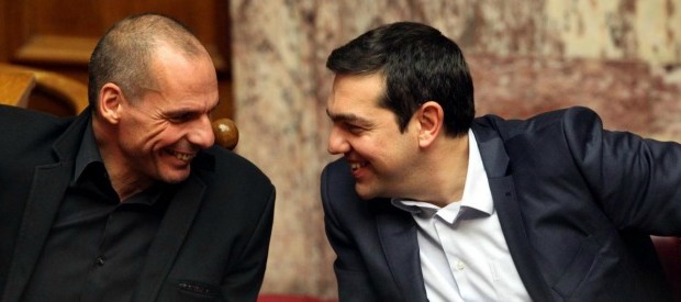 Redazione di Operai Contro, l’attuale governo greco è un’altro governo dei padroni. Chiedono l’aiuto dei padroni europei per proteggere i padroni greci. Le misure per affrontare la crisi umanitaria del Paese sono relegate a uno striminzito paragrafetto finale: da un lato buoni pasto e servizi energetici esanitari per i più poveri, dall’altro l’aumento del salario minimo, che però, si legge, sarà deciso “in consultazione con le istituzioni europee” e solo nella misura in cui questo “non danneggerà il bilancio”. In più, l’intenzione di evitare, in futuro, la confisca della prima casa ai cittadini in difficoltà nel ripagare mutui e prestiti. In compenso sono tantissime le concessioni all’austerity: la […]