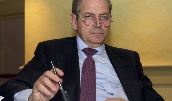 Redazione, eccoci spiegato perchè Renzi è favorevole alle grandi opere Un amico In carcere Ercole Incalza, dirigente del ministero dei Lavori pubblici. Su richiesta della Procura di Firenze sono stati eseguiti quattro arresti e oltre cento perquisizioni su appalti pubblici. Arrestati anche il funzionario del ministero e collaboratore di Incalza, Sandro Pacella e gli imprenditori Stefano Perotti e Francesco Cavallo, presidente del Cda di Centostazioni Spa, società del gruppo Ferrovie dello Stato. I reati contestati sono corruzione, induzione indebita, turbata libertà degli incanti e altre violazioni relative alla pubblica amministrazione. Gli appalti finiti nell’indagine riguardano la linea Alta velocità […]