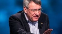 Redazione di Operai Contro, Landini sta organizzando il suo nuovo partito extraparlamentare. Chiama tutte le associazioni a partecipare E’ una nuova sinistra dei cittadini Noi operai siamo stanchi. Ogni volta c’è qualcuno che vuole organizzare la protesta dei cittadini contro il governo. Bene che vada sarà una nuova edizione del M5S degli “onesti” Gli onesti si sono venduti al governo per conservare i 20 mila euro mensili. Noi operai dobbiamo organizzare il nostro Partito Solo organizzando il nostro Partito potremo essere sicuri di poter scendere in campo per la guerra contro i padroni. Alcuni dicono operai organizzatevi, non basta […]