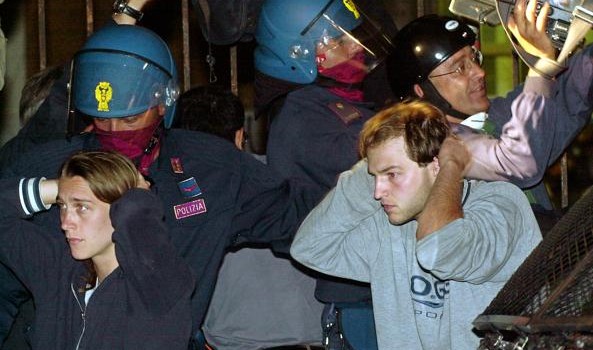 Redazione di Operai Contro, ci sono voluti più di 20 anni, perchè il parlamento dei padroni iniziasse a discutere del ddl sulla tortura. Il gangster Renzi durante un anno di potere ha fatto due cose: – il Jobs Act contro gli operai – la promozione all’ex capo della polizia De Gennaro . Dal ministro della giustizia Andrea Orlando un appello finale in aula con la richiesta di un voto “il più ampio possibile per andare a Strasburgo con un risultato non del governo ma di tutto il Parlamento”. Il ministro della giustizia Andrea Orlano ha affermato: La vicenda Diaz […]