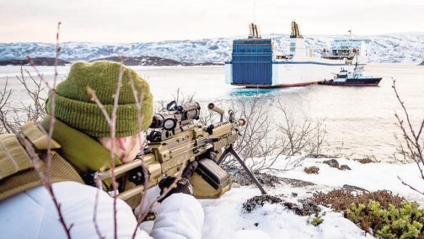 Redazione di operai contro Continuano, ma si intensificano, gli episodi in cui le marine e le aviazioni dei paesi Baltici si confrontano militarmente con la Russia. Dal numero e dalle modalità sembrano delle prove per testare le rispettive capacità militari di intervento e risposta. Allo stesso tempo, come gli episodi appena avvenuti testimoniano, non sono ormai più semplici esercitazioni militari concordate, ma vere e proprie incursioni in acque nemiche per vedere i tempi di reazione del nemico e la possibilità reale o di invasione o di respingimento dell’attacco. Sono vere e proprie prove di guerra con forse l’obbiettivo di […]