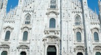 Redazione di operai contro, aspettando l’inizio  del giubileo i preti iniziano gli affari. 2 euro per entrare nel duomo di Milano Come sempre la fede si compera Un cattolico