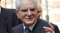 Redazione di Operai Contro, Mattarella è grande “Il Presidente della Repubblica, il 27 febbraio scorso, ha disposto la riduzione dell’assegno a lui spettante per legge, in corrispondenza dell’ammontare del suo trattamento pensionistico”. A precisarlo è una nota del Quirinale che risponde ad alcune notizie di stampa relative agli stipendi del Colle. Il Presidente della Repubblica, con il decreto del 23 febbraio 2015, ha disposto, nei confronti di tutti i soggetti che svolgono funzioni all’interno della Presidenza, l’introduzione del divieto di cumulo delle retribuzioni con trattamenti pensionistici erogati da pubbliche amministrazioni“, si legge nella nota del Colle. Non so quante pensioni […]