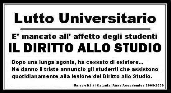 Redazione di Operai Contro 25 anni di riforme, dai primi anni ’90 a oggi con il varo della cosiddetta “buona scuola”, hanno profondamente modificato il volto dell’istruzione superiore e universitaria. Istituti secondari e Università sono diventati vere e proprie aziende guidate con metodi manageriali per aumentarne la “produttività” e contenerne al massimo i costi. È cresciuto il precariato sia negli scuole secondarie sia nelle facoltà. I programmi sono stati più volte modificati in termini nozionistici o per asservirli alle esigenze delle aziende esterne, che sempre più spesso finanziano istituti e dipartimenti universitari. Sono diminuiti i finanziamenti alla scuola pubblica, […]