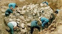 Redazione, come sono buoni i padroni.karadzic e` stato assolto dal crimine di  genocidio Radovan Karadzic, ex leader politico dei serbi di Bosnia, è stato condannato a 40 anni dopo essere stato riconosciuto colpevole di 10 capi d’accusa per crimini contro l’umanità, crimini di guerra e il genocidio di Srebrenica. E’ il verdetto del Tribunale penale internazionale dell’Aja (Tpi) che lo ha assolto da uno dei due capi d’accusa per genocidio. Il principale avvocato difensore ha annunciato ricorso contro la sentenza. Il cimitero di Potocari (IL MAGAZINE) Il Tribunale, in primo grado, ha riconosciuto l’ex leader politico dei serbi di […]