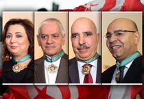 Redazione di Operai Contro, dopo il nobel per la pace allo stragista Obama è stato assegnato il Nobel al quartetto  che sostiene il dittatore tunisino. Questa la motivazione:  “per il suo contributo decisivo alla costruzione di una democrazia pluralista in Tunisia dopo la rivoluzione dei Gelsomini del 2011″, si legge nelle motivazioni del comitato di Oslo. Creato nell’estate del 2013, “quando il processo di democratizzazione era sul punto di crollare sotto il peso di assassini politici e disordini”, il Quartetto è formato da quattro organizzazioni della società civile: sindacato Ugtt, confederazione degli industriali Utica, lega dei diritti umani Ltdh […]