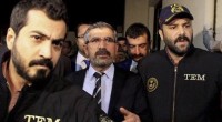 Redazione di Operai Contro, Erdogan il tiranno turco dopo le bombe non esita a fare eliminare i suoi avversari Tahir Elci, presidente dell’associazione degli avvocati di Diyarbakir, nel sud-est a maggioranza curda della Turchia, è stato ucciso durante una conferenza stampa. L’uomo è stato raggiunto da colpi di pistola durante un incontro pubblico organizzato a Diyarbakir . La notizia è stata confermata da fonti del partito di opposizione filocurdo Hdp ed è stata confermata anche dal presidente Erdogan che ha così commentato «Questo incidente mostra quanto sia nel giusto la Turchia nella sua lotta determinata contro il terrorismo». Con […]