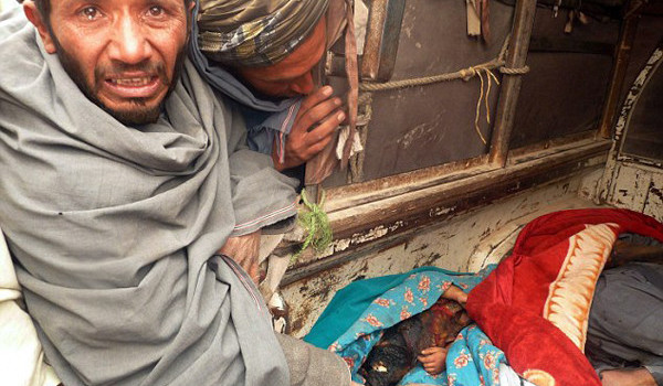 RIFLESSIONI SULLA VICENDA PARIGINA, NELL’EPOCA DELLA (DIS)INFOMAZIONE GLOBALE. Della vicenda parigina si sta parlando fin troppo in questi giorni, la retorica si spreca, gli intellettuali ben pagati svolgono bene il loro compito. Il patriottismo e l’orgoglio di appartenere alla “ civiltà” con la C maiuscola sono serviti a pranzo e cena e in tutte le ore della giornata. Non voglio cavalcare la retorica del momento, ma suggerire degli spunti di riflessione sulla manipolazione informativa, operata dai media ufficiali. È proprio vero questo sistema si regge sempre più sulla distorsione dei fatti e il condizionamento del pensiero. QUANTO VALE UNA […]