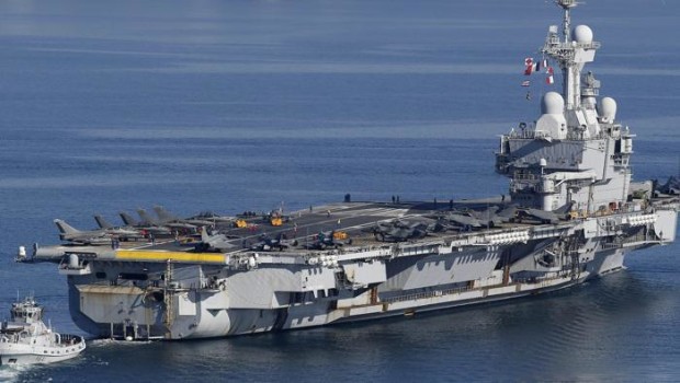 Redazione di operai Contro, i peggiori assassini del globo si preparano a mandare soldati cioè mercenari a scannare i civili che sono scampati ai bombardamenti in Iraq e Siria Ognuno ha i suoi obbiettivi, il risultato sarà che presto si scontreranno La terza guerra  mondiale continua Vediamo una cronaca :   STATI UNITI   Forze speciali per blitz più efficaci «A giorni arriveranno in Siria le truppe speciali americane». È l’inviato Usa per la coalizione anti-Isis, Brett McGurk, ad anticipare quanto sta per avvenire: i soldati Usa affiancheranno i reparti curdo-arabi nell’offensiva per prendere Raqqa. Si tratta di un […]