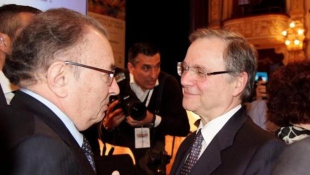 Redazione di Operai Contro, Al presidente della Confindustria, Giorgio Squinzi, gli attentati in Francia, destano preoccupazione. Secondo il Corriere della sera, condividendo il timore di tutti gli imprenditori, le stragi avrebbero un impatto negativo sulla “ripresa”economica. Si verrebbe a creare una maggiore difficoltà nel commercio internazionale, una difficoltà a scambiare prodotti in particolare con i paesi coinvolti dagli attacchi dell’ISIS. Rincara la dose il governatore della banca d’Italia Visco, che addirittura sostiene che questa situazione renderebbe più difficile la ripresa dell’accumulo di capitali. Il giornalista che analizza queste questioni, M.S.S. del Corriere della sera, si spinge oltre, e si […]