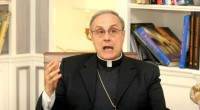 Redazione di Operai Contro, oltre il fascicolo di Mafia capitale, i giudici devono aprire il fascicolo mafia vaticano Cardinali e vescovi rubano ai poveri Francesco che fai? Processi i giornalisti che hanno pubblicato le notizie di Mafia-vaticano ? Un lettore Cronaca ANSA MARSALA (TRAPANI) – Il vescovo di Mazara del Vallo, Domenico Mogavero, è indagato a Marsala per appropriazione indebita. A Mogavero, ex sottosegretario della Cei, è stato notificato oggi un avviso di garanzia. Indagato anche don Franco Caruso, ex economo della stessa Diocesi, il cui incarico non è stato più rinnovato da Mogavero quando questi, tra aprile e maggio […]