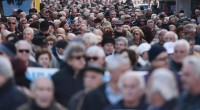 Redazione di Operai Contro, in Grecia le proteste crescono Un lettore dal http://www.theguardian.com/world/2016/jan/21/we-will-come-to-athens-and-burn-them-political-protest-returns-to-greece