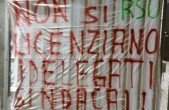 Redazione  di Operai Contro, il delegato Luca Fiorini è stato sospeso dai padroni della Basell durante la contrattazione Questa sospensione è una rivalsa per i mancati licenziamenti dello scorso 10 dicembre. L’azienda aveva messo a casa senza preavviso due lavoratrici, motivando il provvedimento con la necessità di contenere i costi. I sindacati Filctem-Cgil, Femca-Cisl e Uiltec-Uil hanno dichiarato uno sciopero spalmato in cinque giorni Un operaio della Basell          